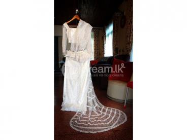 Bridal dress| Brand New 3 piece made up sets