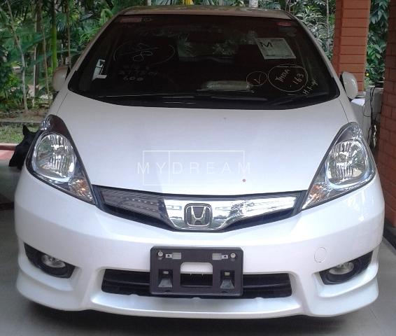 Cars & SUVs Honda Fit Shuttle GP2 - 2013 Kelaniya Mydream.lk